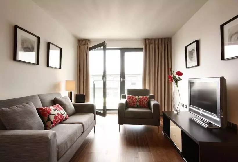 Berkshire Rooms Slough