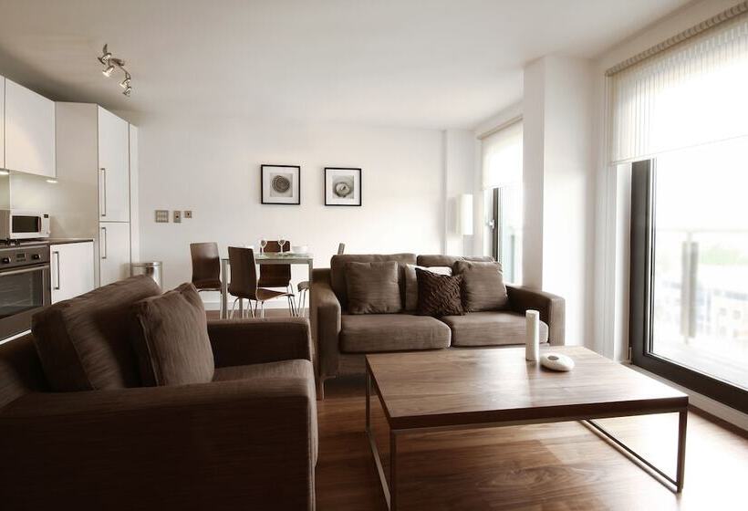 Berkshire Rooms Slough