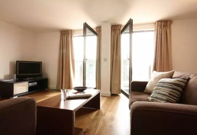 Berkshire Rooms Slough