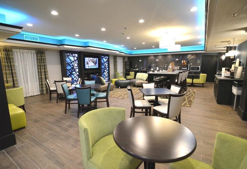 Best Western Plus Liberal Hotel & Suites