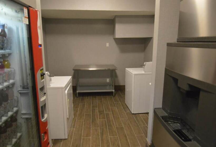 Best Western Plus Liberal Hotel & Suites