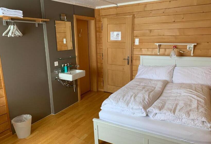 בית מלון כפרי Berghaus Niederhorn