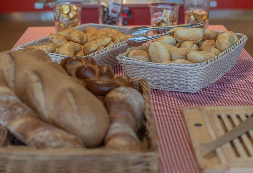 בית מלון כפרי Berghaus Niederhorn