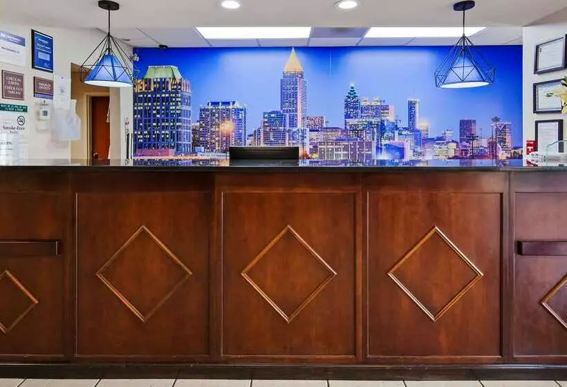 Отель Best Western Hiram Inn And Suites