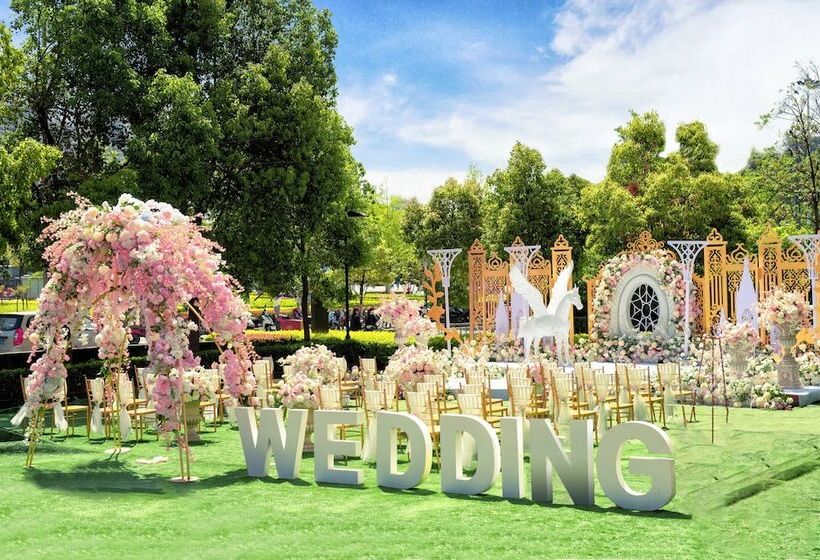 Hotel Crowne Plaza Xiangyang, An Ihg