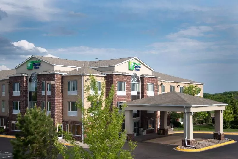 Holiday Inn Express Hotel & Suites Chanhassen By Ihg