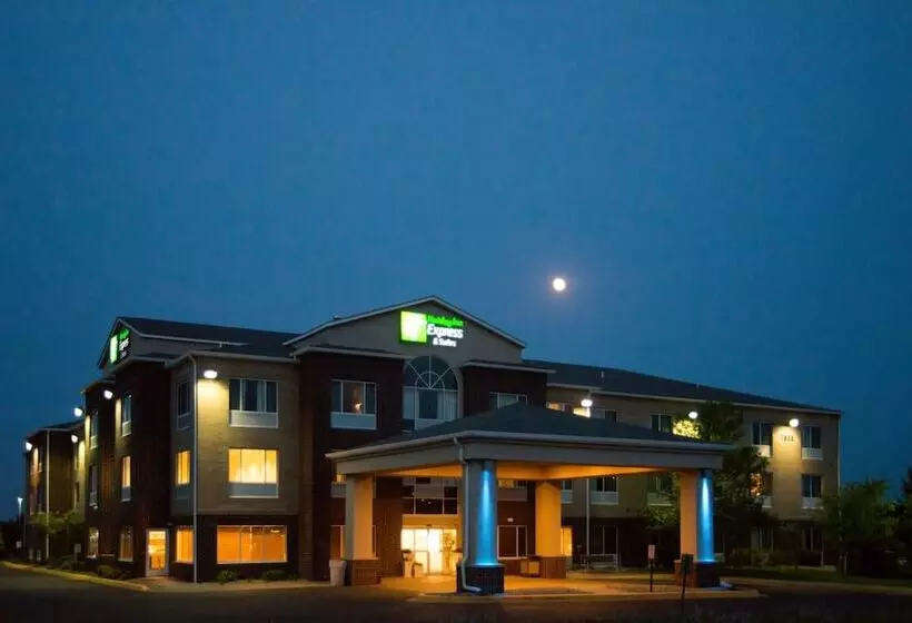 Holiday Inn Express Hotel & Suites Chanhassen By Ihg