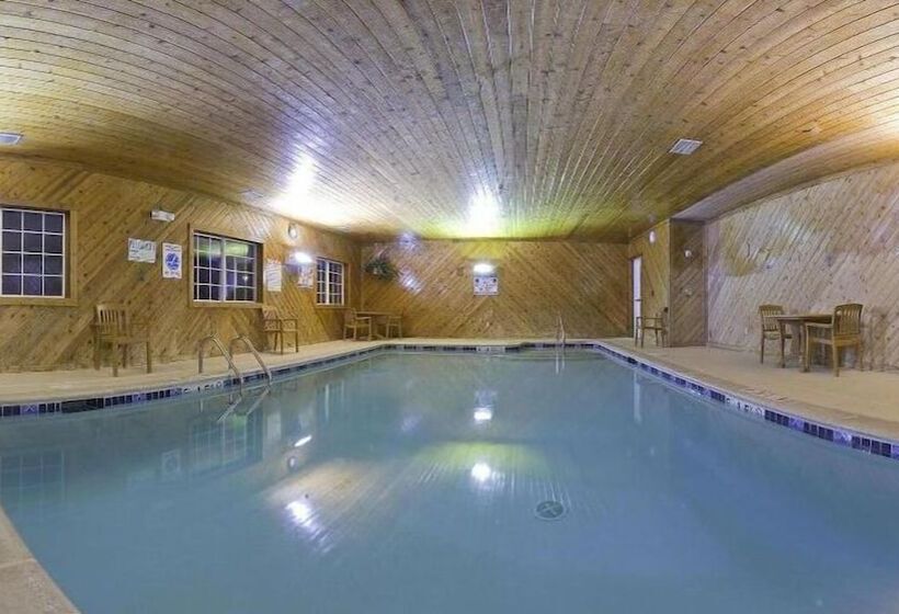 Holiday Inn Express Hotel & Suites Charlotte, An Ihg