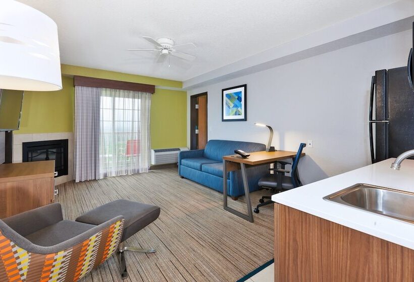 Holiday Inn Express Hotel & Suites Petoskey, An Ihg