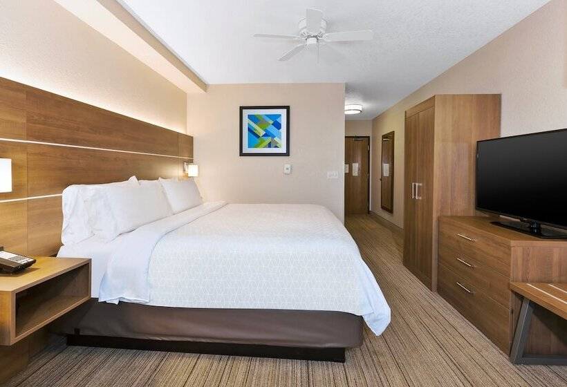 Holiday Inn Express Hotel & Suites Petoskey, An Ihg