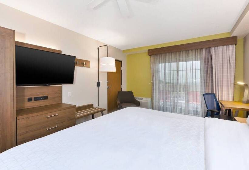 Holiday Inn Express Hotel & Suites Petoskey, An Ihg