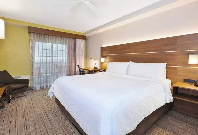 Holiday Inn Express Hotel & Suites Petoskey, An Ihg