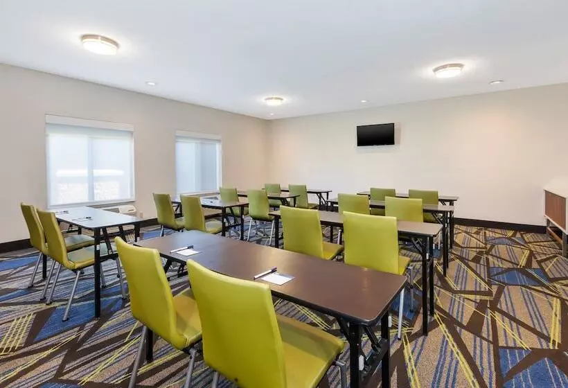 Hotel Holiday Inn Express And Suites Three Rivers, An Ihg