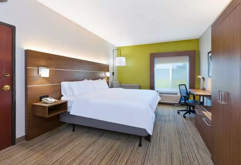 Hotel Holiday Inn Express And Suites Three Rivers, An Ihg