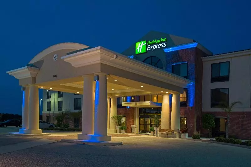 Отель Holiday Inn Express & Suites Sebring, An Ihg