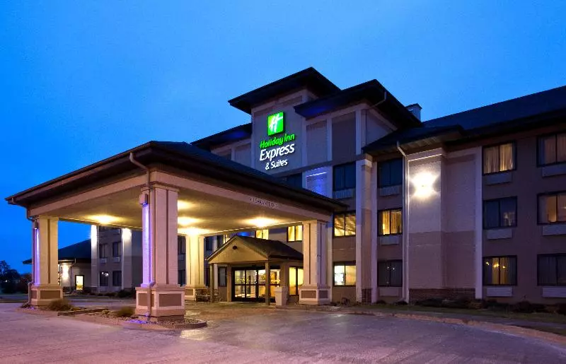 Hotel Holiday Inn Express & Suites   Worthington, An Ihg
