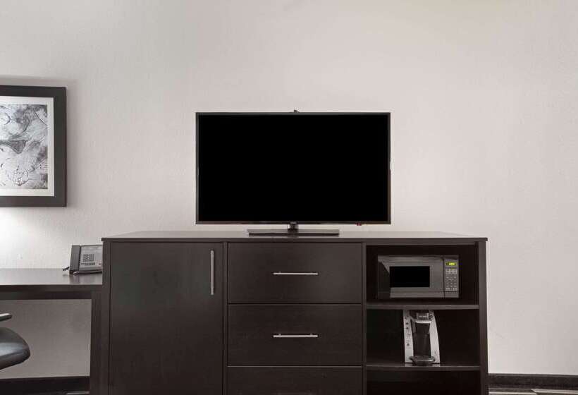 فندق La Quinta By Wyndham Norwich Plainfield Casino