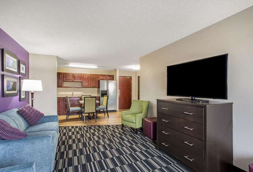 فندق La Quinta By Wyndham Norwich Plainfield Casino