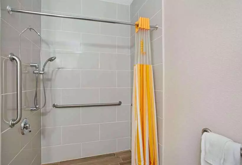 酒店 La Quinta By Wyndham Norwich Plainfield Casino