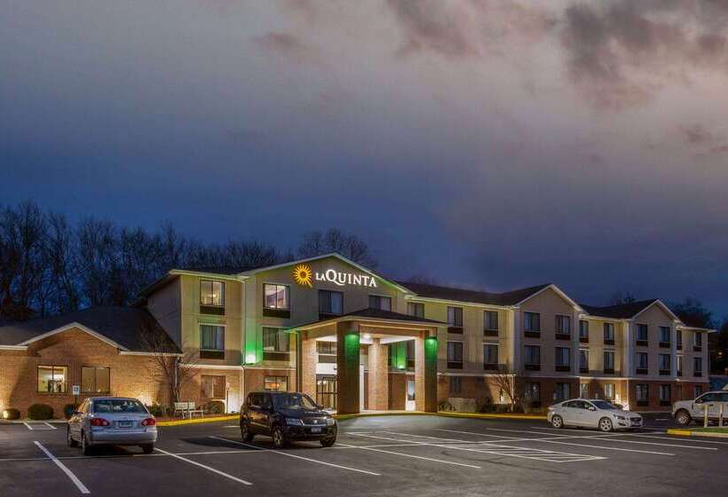 فندق La Quinta By Wyndham Norwich Plainfield Casino