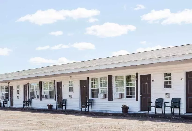 هتل Lincoln Inn Fredericton