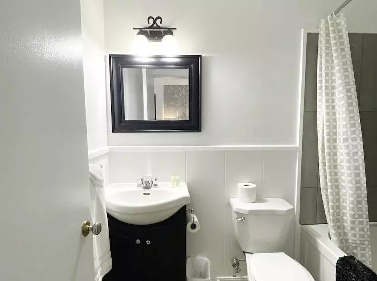 هتل Lincoln Inn Fredericton