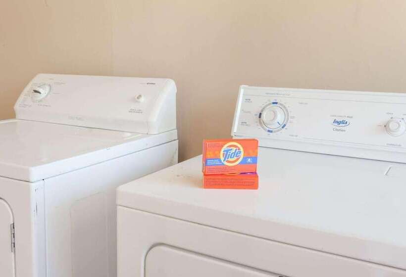 فندق Lincoln Inn Fredericton