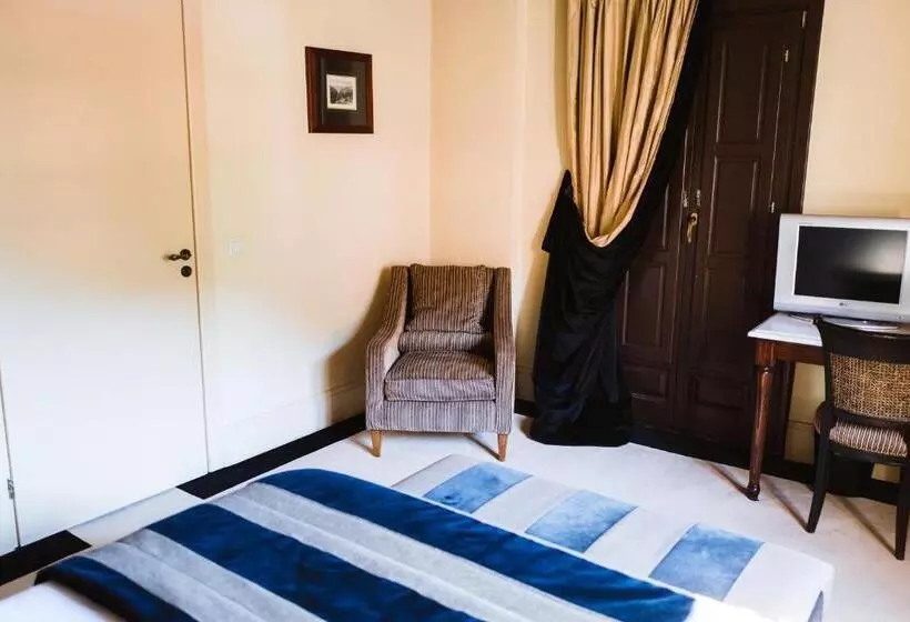 Отель Trikolonion Country Stemnitsa