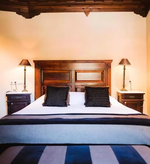 Отель Trikolonion Country Stemnitsa