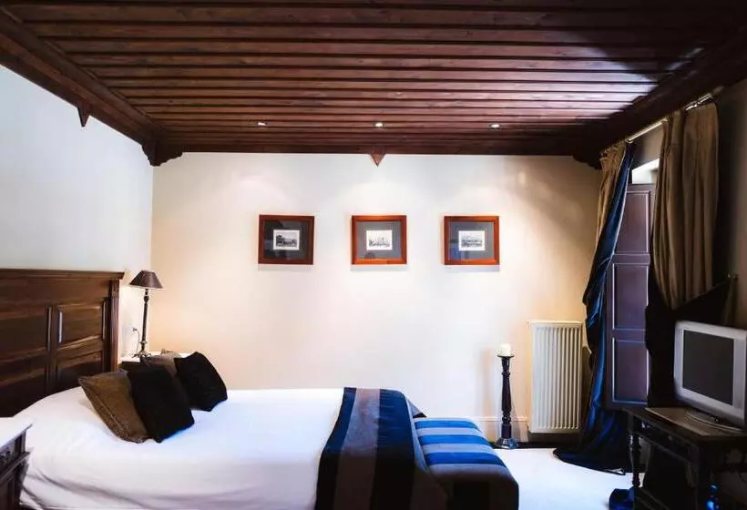 Отель Trikolonion Country Stemnitsa