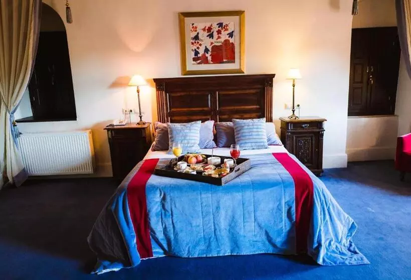 Отель Trikolonion Country Stemnitsa