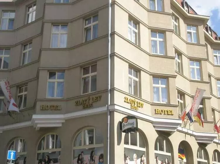 Hotelli Zlaty Lev Zatec