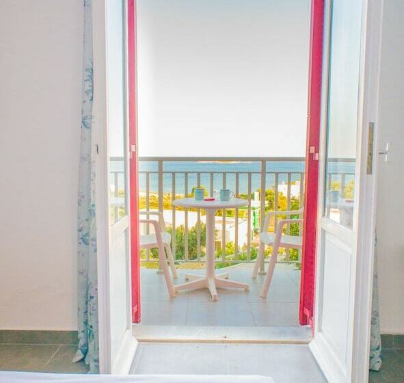 Ostria Hotel & Apartments