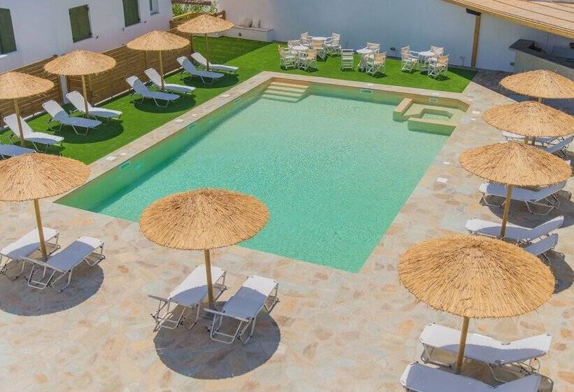 Ostria Hotel & Apartments