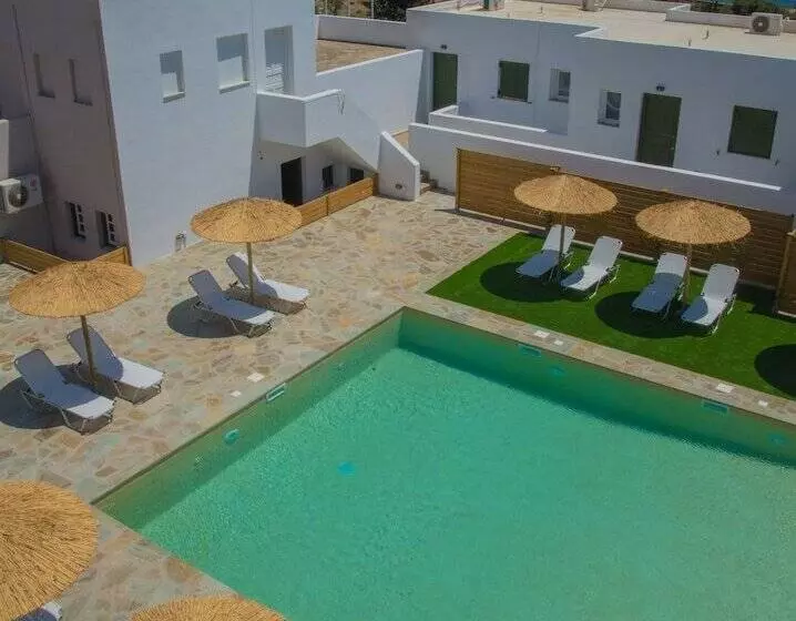 Ostria Hotel & Apartments