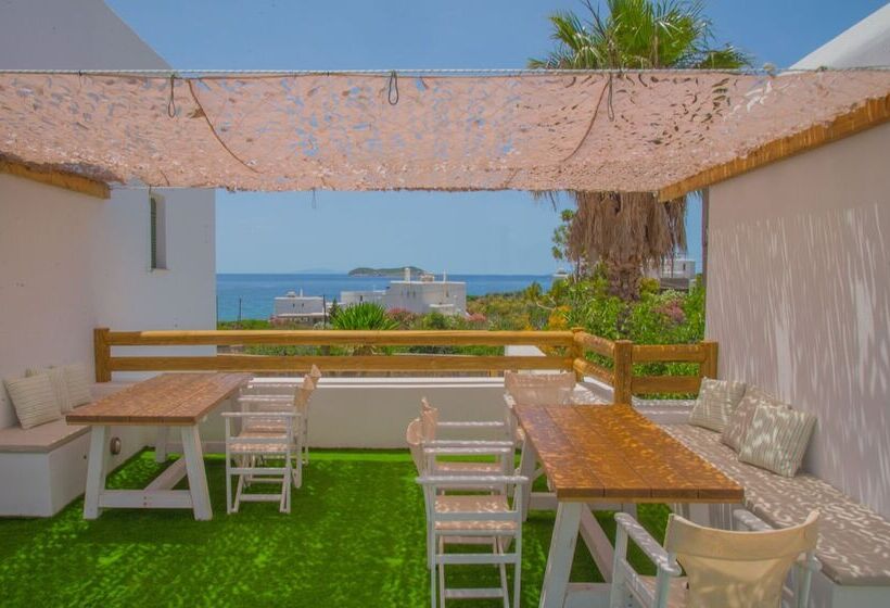 Ostria Hotel & Apartments