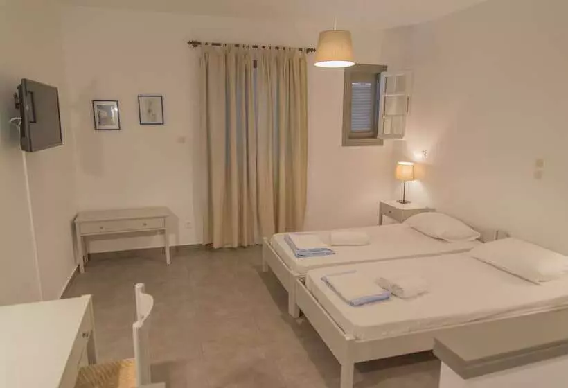 Ostria Hotel & Apartments