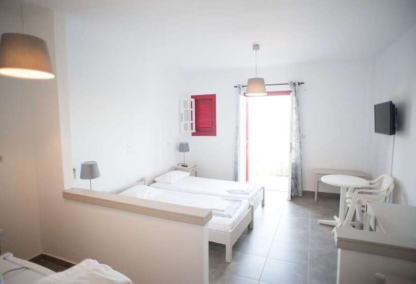 Ostria Hotel & Apartments