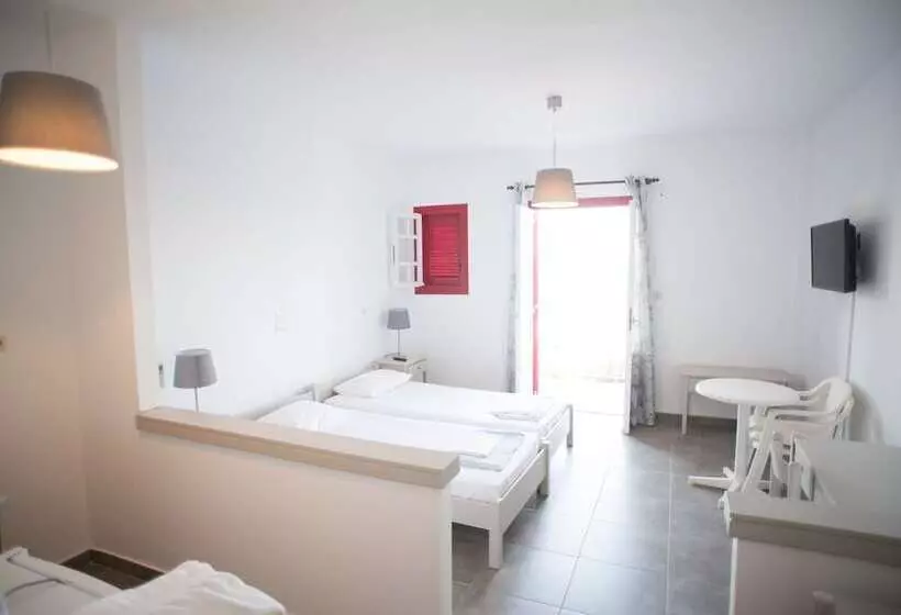 Ostria Hotel & Apartments