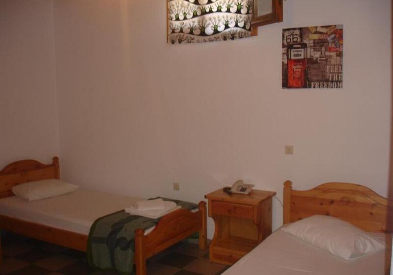 Siroco S Rooms And Studios