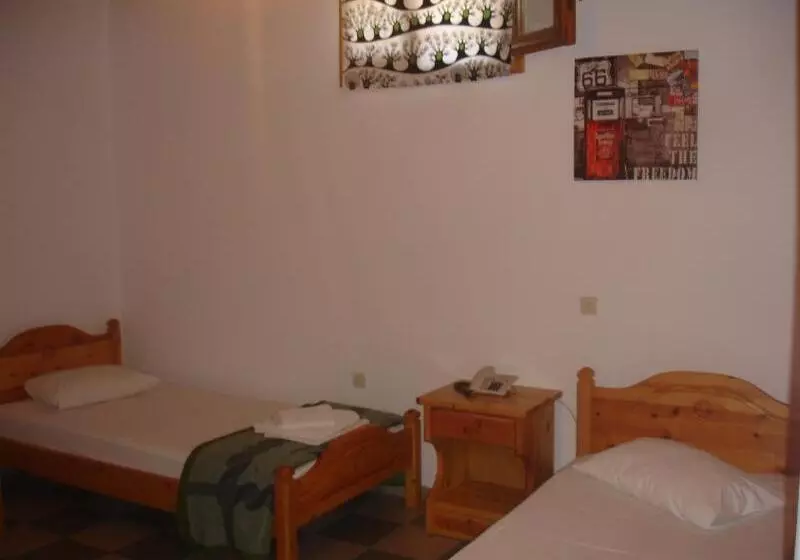 Siroco S Rooms And Studios