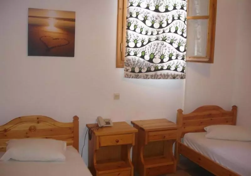 Siroco S Rooms And Studios