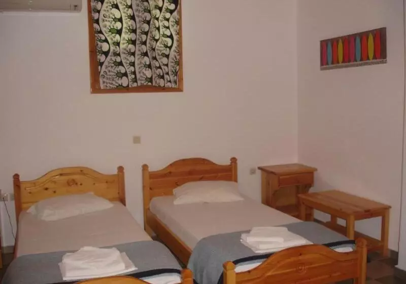 Siroco S Rooms And Studios