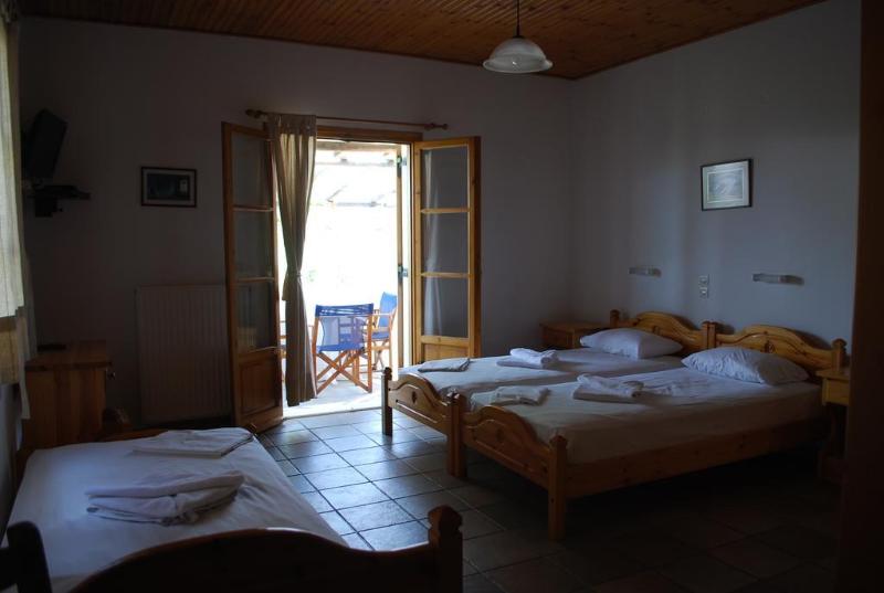 Siroco S Rooms And Studios