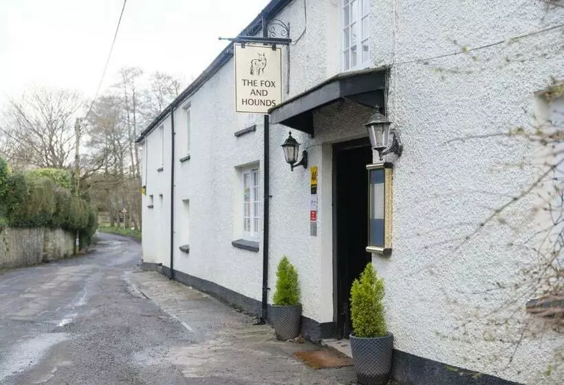 ユースホステル Fox And Hounds Llancarfan