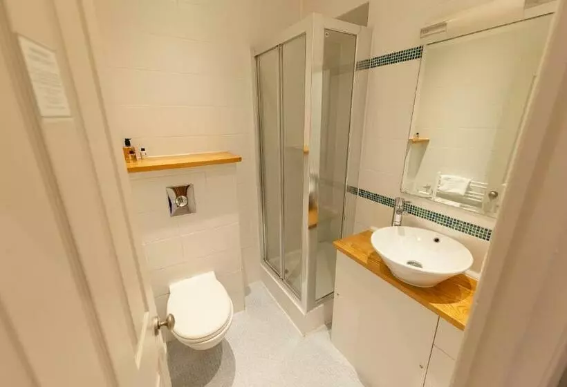 ユースホステル Fox And Hounds Llancarfan