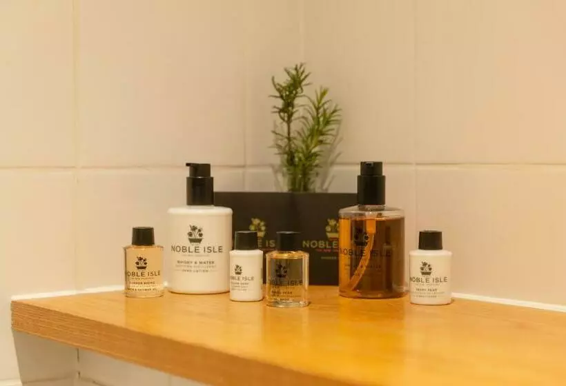 ユースホステル Fox And Hounds Llancarfan