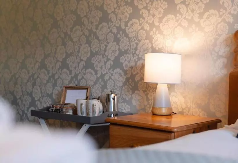 ユースホステル Fox And Hounds Llancarfan