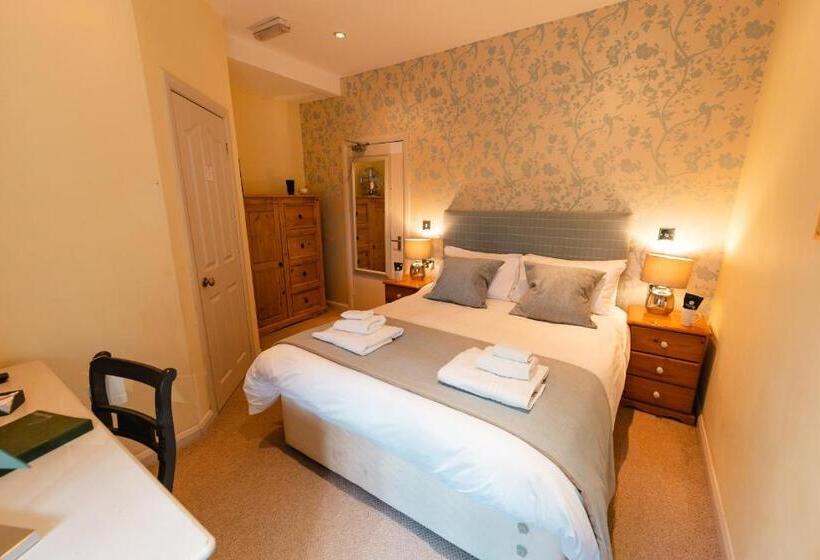 Hospedaria Fox And Hounds Llancarfan