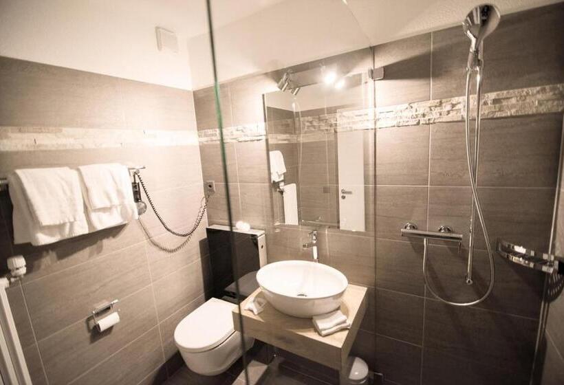 호스텔 La Reserve